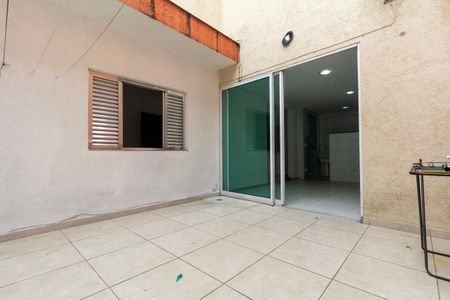 Casa para alugar com 65m², 1 quarto e sem vagaQuintal