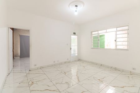 Casa para alugar com 160m², 3 quartos e 1 vaga Casa para alugar com 160m², 3 quartos e 1 vagaSala