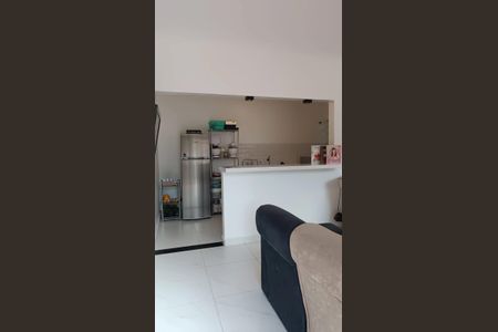 Sala de casa para alugar com 2 quartos, 143m² em Jardim Vera Cruz, São Bernardo do Campo