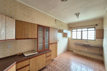 Casa para alugar com 192m², 3 quartos e 6 vagasCozinha 