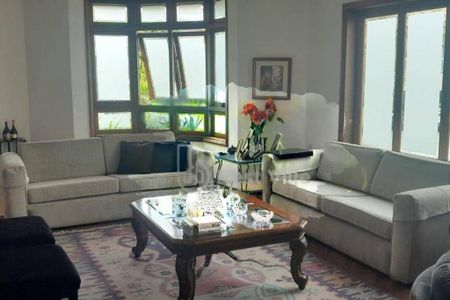 Casa à venda com 445m², 5 quartos e 6 vagas