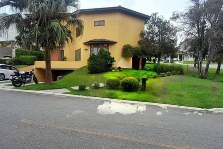 Casa à venda com 445m², 5 quartos e 6 vagas