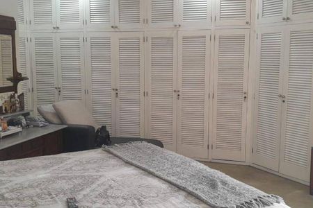 Casa à venda com 445m², 5 quartos e 6 vagas