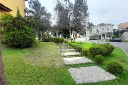 Casa à venda com 445m², 5 quartos e 6 vagas