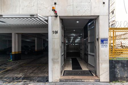 Studio à venda com 35m², 1 quarto e sem vaga Studio à venda com 35m², 1 quarto e sem vagaFachada - Plaquinha