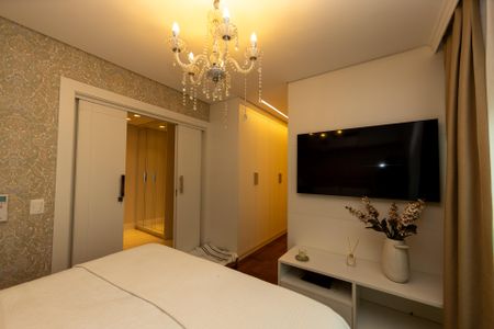 Apartamento à venda com 264m², 3 quartos e 4 vagasSuíte 1