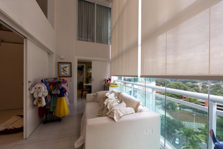 Apartamento à venda com 264m², 3 quartos e 4 vagasVaranda da Sala