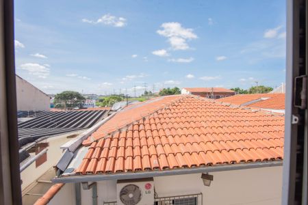 Casa à venda com 180m², 4 quartos e 3 vagas Casa à venda com 180m², 4 quartos e 3 vagasEdícula- Quarto 1