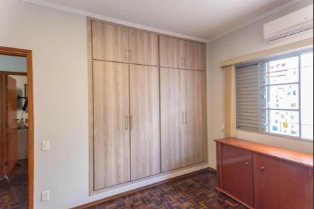 Casa à venda com 180m², 4 quartos e 3 vagas Casa à venda com 180m², 4 quartos e 3 vagasQuarto 2