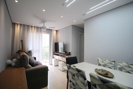 Sala de apartamento à venda com 2 quartos, 52m² em Jardim Maria Duarte, São Paulo