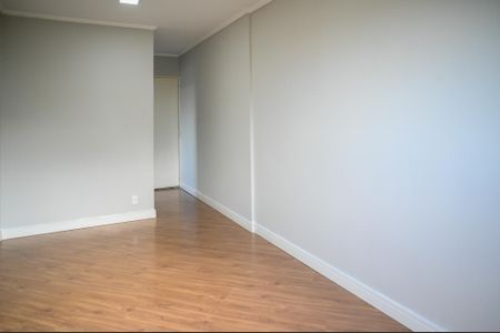 Sala de apartamento para alugar com 2 quartos, 47m² em Jardim Santa Emilia, São Paulo