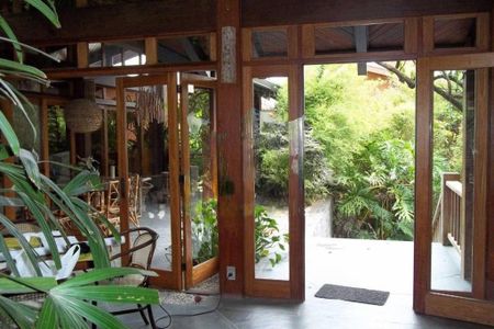 Casa à venda com 720m², 5 quartos e 9 vagas