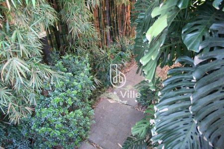 Casa à venda com 720m², 5 quartos e 9 vagas