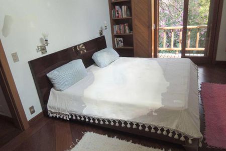 Casa à venda com 720m², 5 quartos e 9 vagas