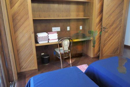 Casa à venda com 720m², 5 quartos e 9 vagas