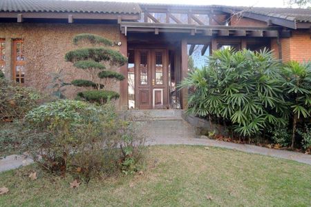 Casa à venda com 720m², 5 quartos e 9 vagas