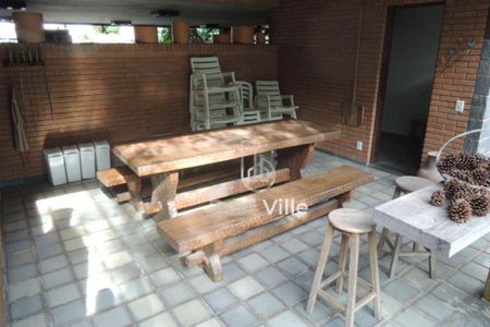 Casa à venda com 720m², 5 quartos e 9 vagas