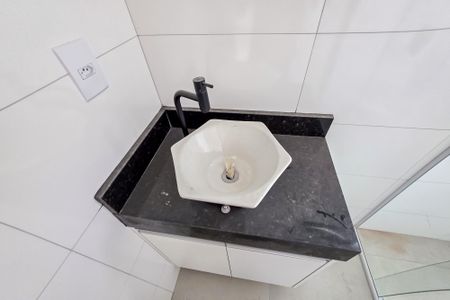 Pia de kitnet/studio para alugar com 1 quarto, 23m² em Vila Sao Pedro, Santo André