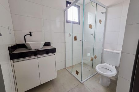 Banheiro de kitnet/studio para alugar com 1 quarto, 23m² em Vila Sao Pedro, Santo André