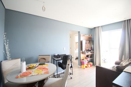 Apartamento para alugar com 2 quartos, 45m² em Jardim Record, Taboão da Serra