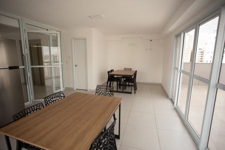 Studio para alugar com 44m², 1 quarto e sem vaga Studio para alugar com 44m², 1 quarto e sem vagaÁREA COMUM- SALÃO DE FESTAS