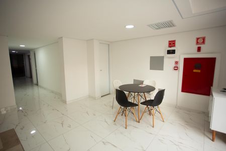 Studio para alugar com 44m², 1 quarto e sem vaga Studio para alugar com 44m², 1 quarto e sem vagaHALL DE ENTRADA