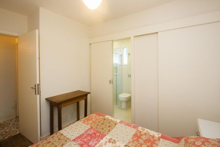 Casa para alugar com 1000m², 4 quartos e 5 vagasSuíte 1