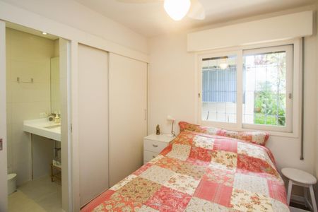 Casa para alugar com 1000m², 4 quartos e 5 vagasSuíte 1