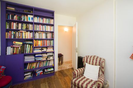 Casa para alugar com 1000m², 4 quartos e 5 vagasQuarto 2