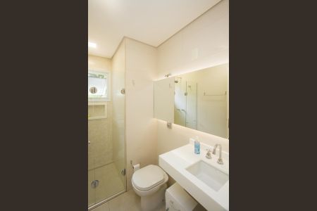 Casa para alugar com 1000m², 4 quartos e 5 vagasBanheiro social