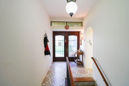 Casa para alugar com 1000m², 4 quartos e 5 vagasHall social