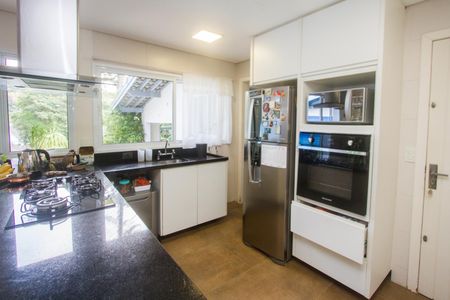 Casa para alugar com 1000m², 4 quartos e 5 vagasCozinha