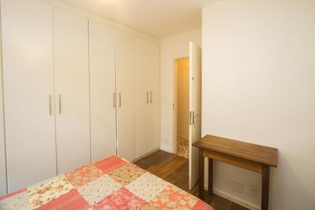 Casa para alugar com 1000m², 4 quartos e 5 vagasSuíte 1