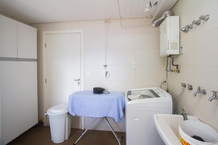 Casa para alugar com 1000m², 4 quartos e 5 vagasÁrea de Serviço