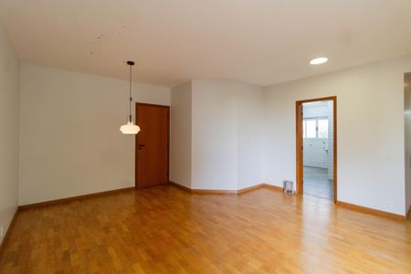 Apartamento à venda com 75m², 2 quartos e 2 vagasSala