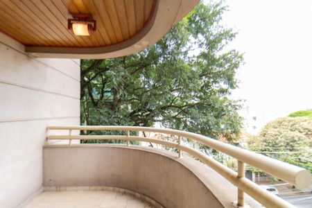 Apartamento à venda com 75m², 2 quartos e 2 vagasVaranda