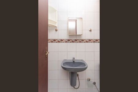 Casa para alugar com 200m², 3 quartos e 2 vagasBanheiro de serviço