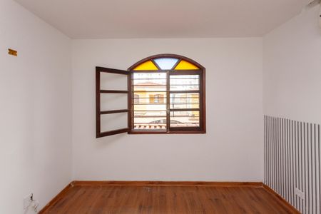 Quarto Suíte de casa para alugar com 3 quartos, 200m² em Jardim Itapeva, São Paulo