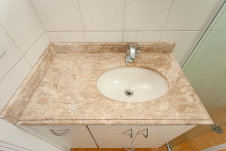 Casa para alugar com 200m², 3 quartos e 2 vagasBanheiro