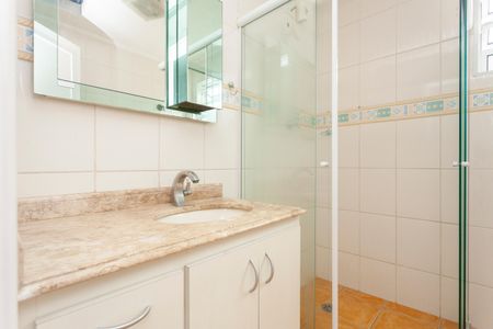 Casa para alugar com 200m², 3 quartos e 2 vagasBanheiro