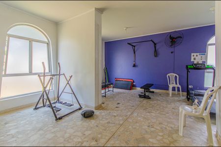 Apartamento para alugar com 46m², 2 quartos e 1 vaga Apartamento para alugar com 46m², 2 quartos e 1 vagaÁrea comum - Academia