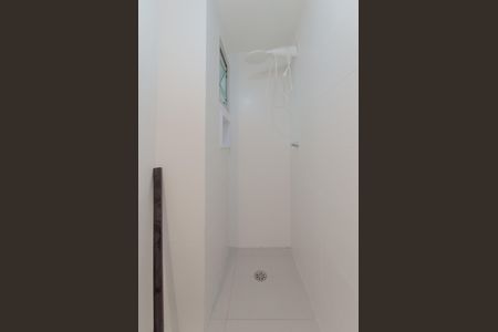 Apartamento para alugar com 46m², 2 quartos e 1 vaga Apartamento para alugar com 46m², 2 quartos e 1 vagaBanheiro