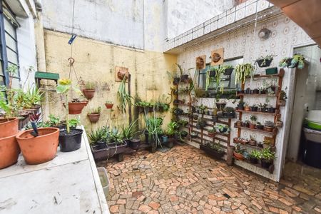 Casa à venda com 127m², 3 quartos e 1 vaga Casa à venda com 127m², 3 quartos e 1 vagaQuintal