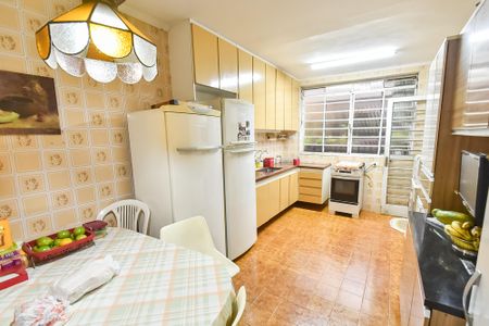 Casa à venda com 127m², 3 quartos e 1 vaga Casa à venda com 127m², 3 quartos e 1 vagaCozinha