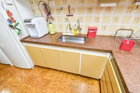 Casa à venda com 127m², 3 quartos e 1 vaga Casa à venda com 127m², 3 quartos e 1 vagaCozinha