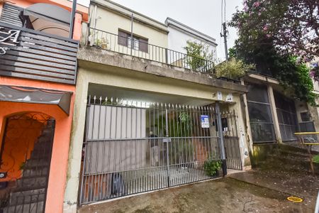 Casa à venda com 127m², 3 quartos e 1 vaga Casa à venda com 127m², 3 quartos e 1 vagaFachada