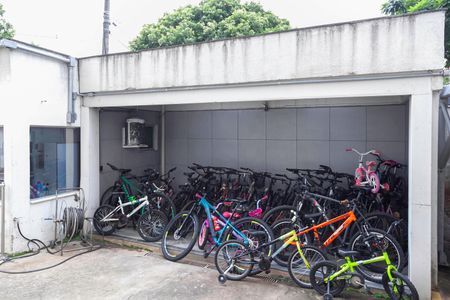 Apartamento à venda com 70m², 3 quartos e 2 vagas Apartamento à venda com 70m², 3 quartos e 2 vagasBicicletário