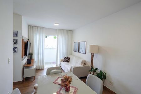 Apartamento à venda com 70m², 3 quartos e 2 vagas Apartamento à venda com 70m², 3 quartos e 2 vagasSala