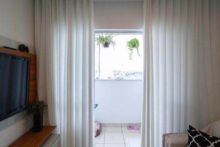 Varanda da sala de apartamento à venda com 3 quartos, 70m² em Ouro Preto, Belo Horizonte