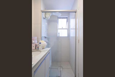 Apartamento à venda com 70m², 3 quartos e 2 vagas Apartamento à venda com 70m², 3 quartos e 2 vagasBanheiro da suíte